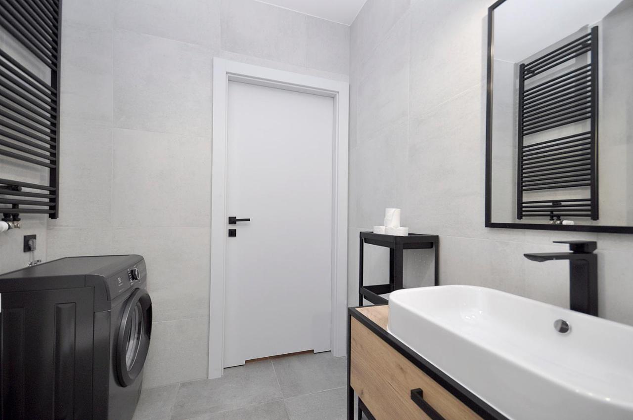 Schindler'S Factory Zablocie Deluxe Apartments Wawelofts كراكوفيا المظهر الخارجي الصورة